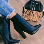 Classic boots wood grain heels